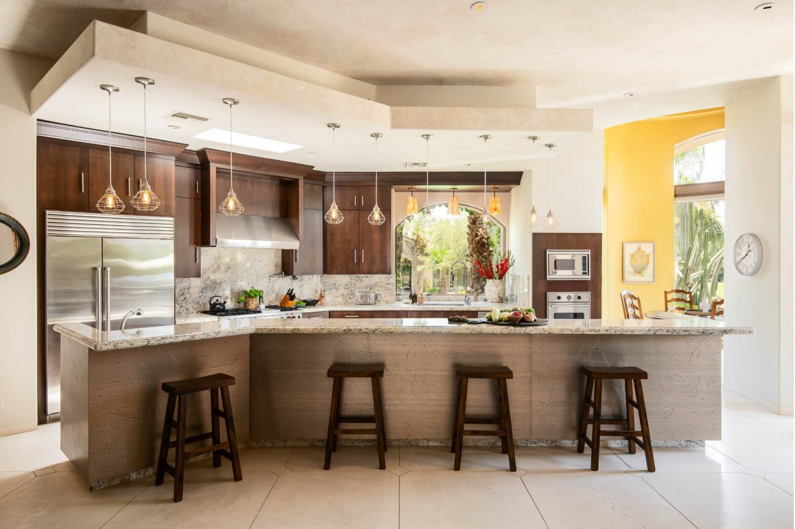 one of avantstay's many vacation homes with a gourmet ktichen